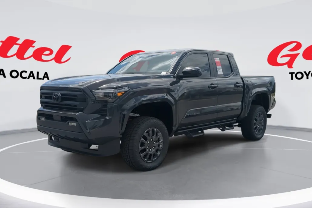 2025 Toyota Tacoma SR5 photo 1