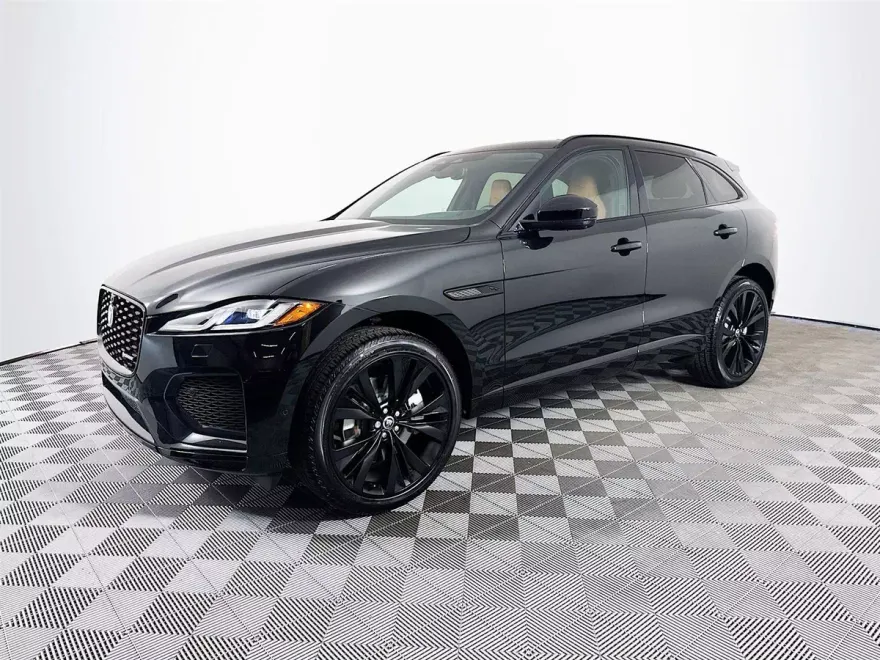 2025 Jaguar F-PACE P400 R-Dynamic S photo 1