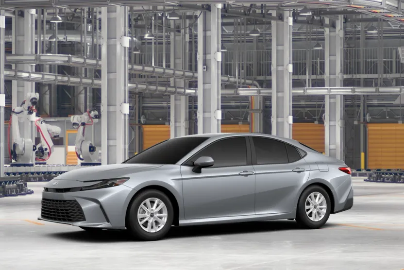 2026 Toyota Camry LE photo 1