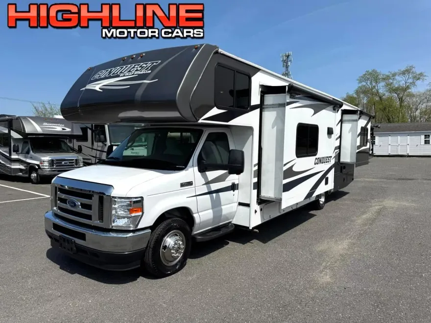 2023 Ford E-450 photo 1