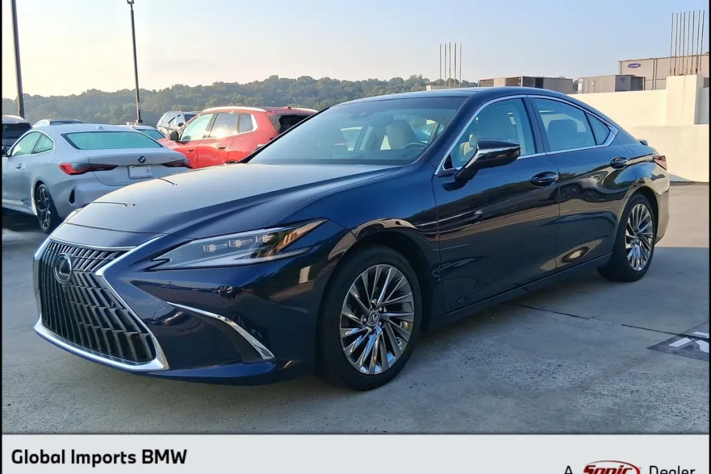 2024 Lexus ES 350 Ultra Luxury photo 1