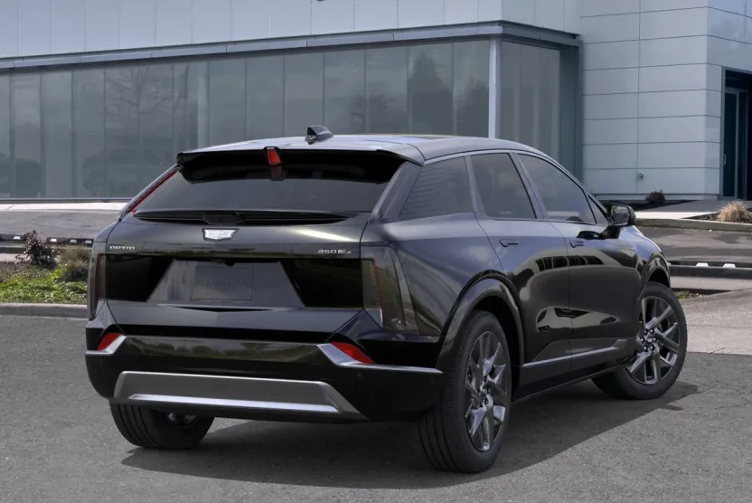 2025 Cadillac Optiq Luxury photo 1
