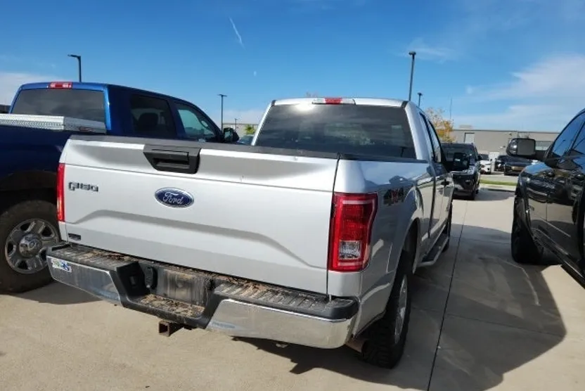 2016 Ford F-150 XLT photo 1