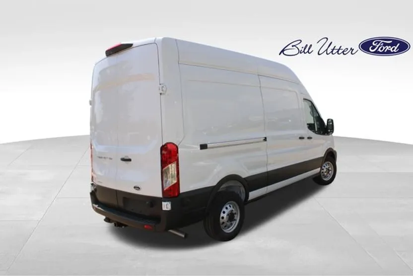 2025 Ford Transit photo 1