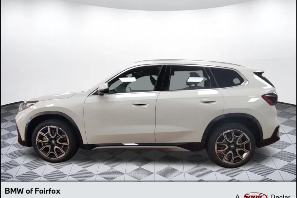 2025 Bmw X1 XDrive28i photo 1