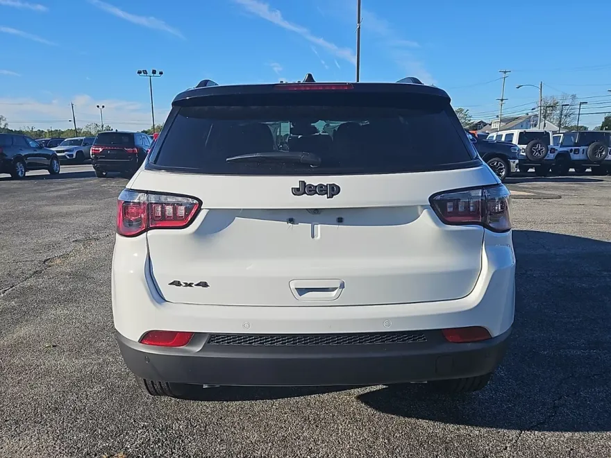 2026 Jeep Compass Limited Altitude photo 1