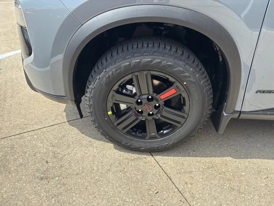 2026 Nissan Rogue SV photo 1