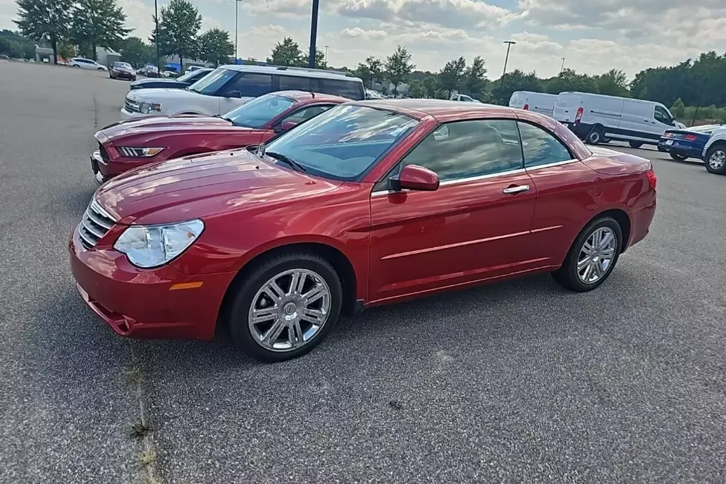 2008 Chrysler Sebring Limited photo 1