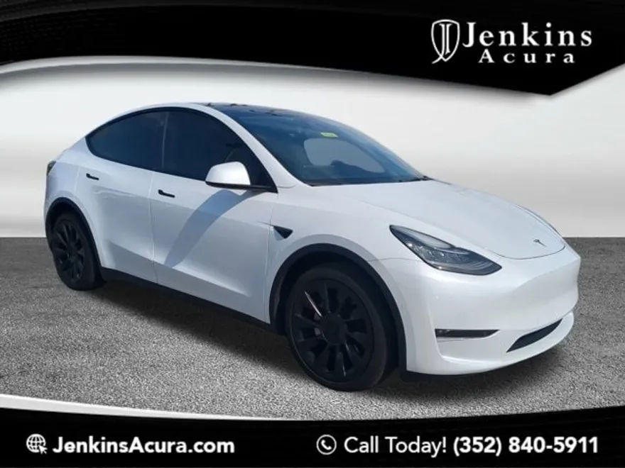 2022 Tesla Model Y Long Range photo 1