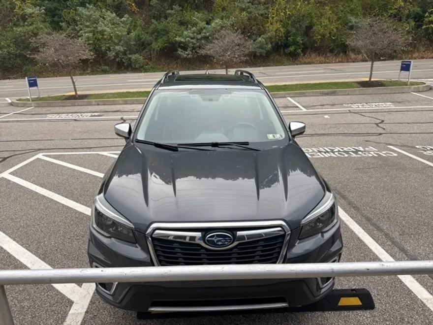2021 Subaru Forester Touring photo 1
