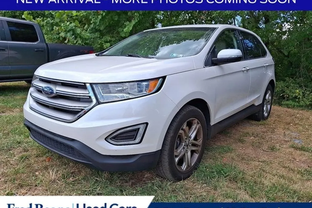 2017 Ford Edge Titanium photo 1