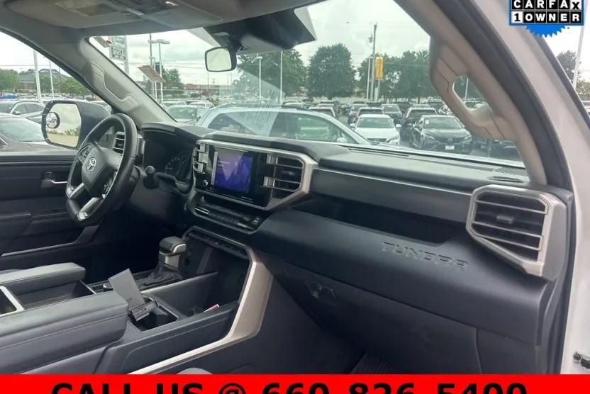 2024 Toyota Tundra SR5 photo 1