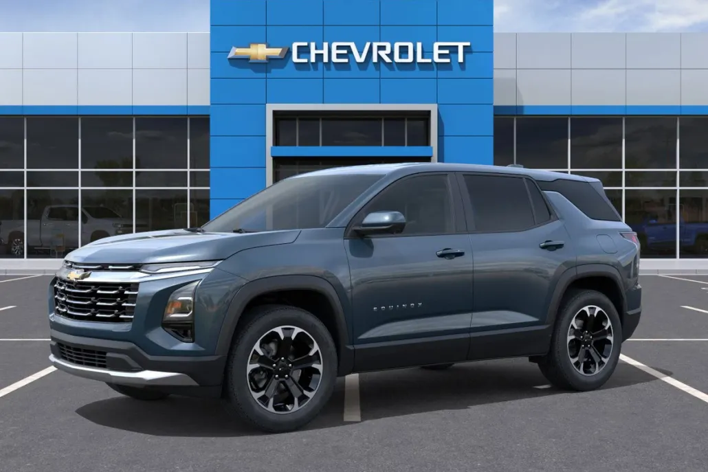 2026 Chevrolet Equinox LT photo 1