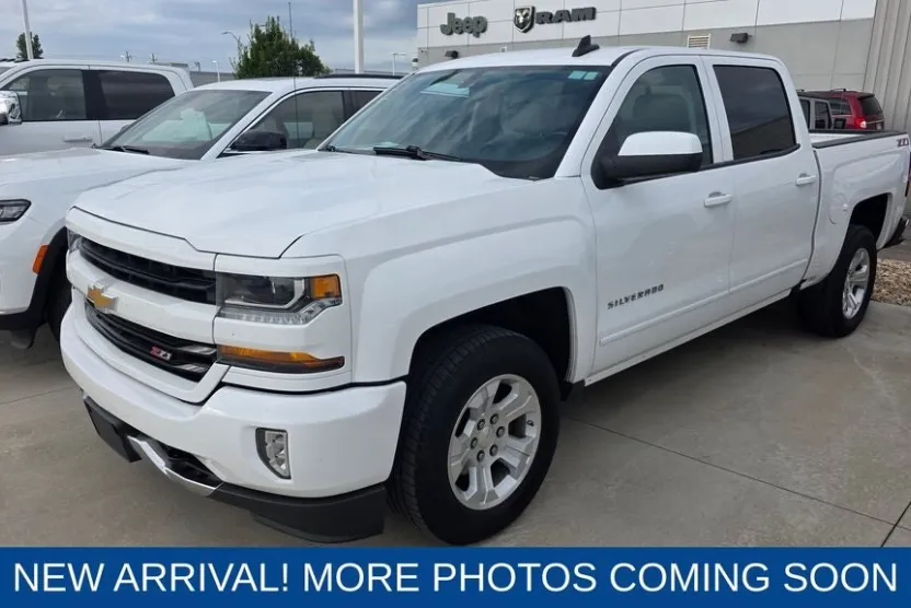 2018 Chevrolet Silverado 1500 LT2 photo 1