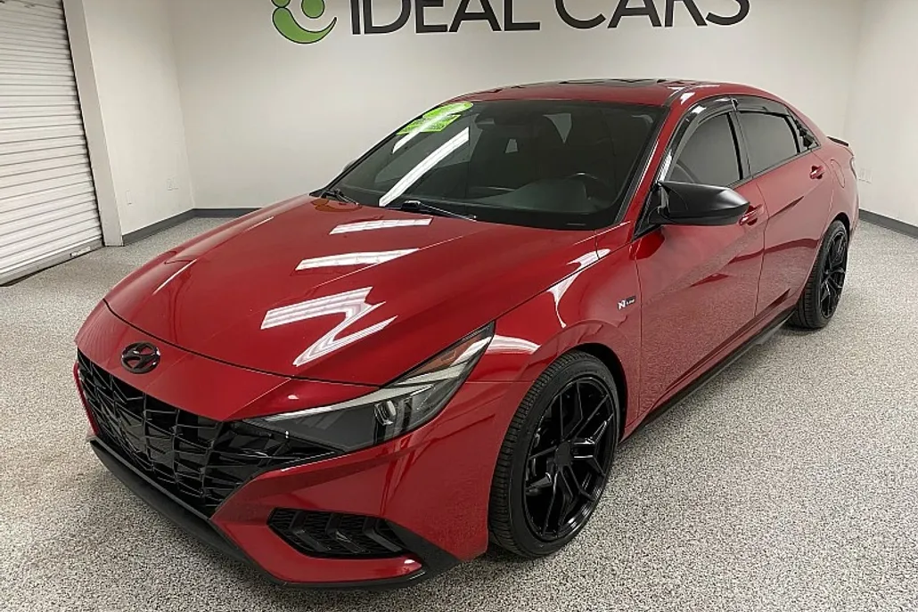 2022 Hyundai Elantra N Line photo 1