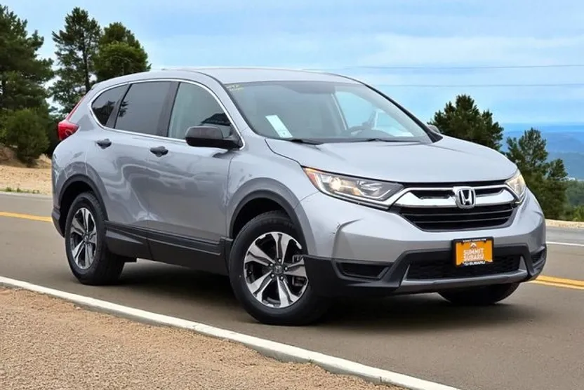 2018 Honda CR-V LX photo 1