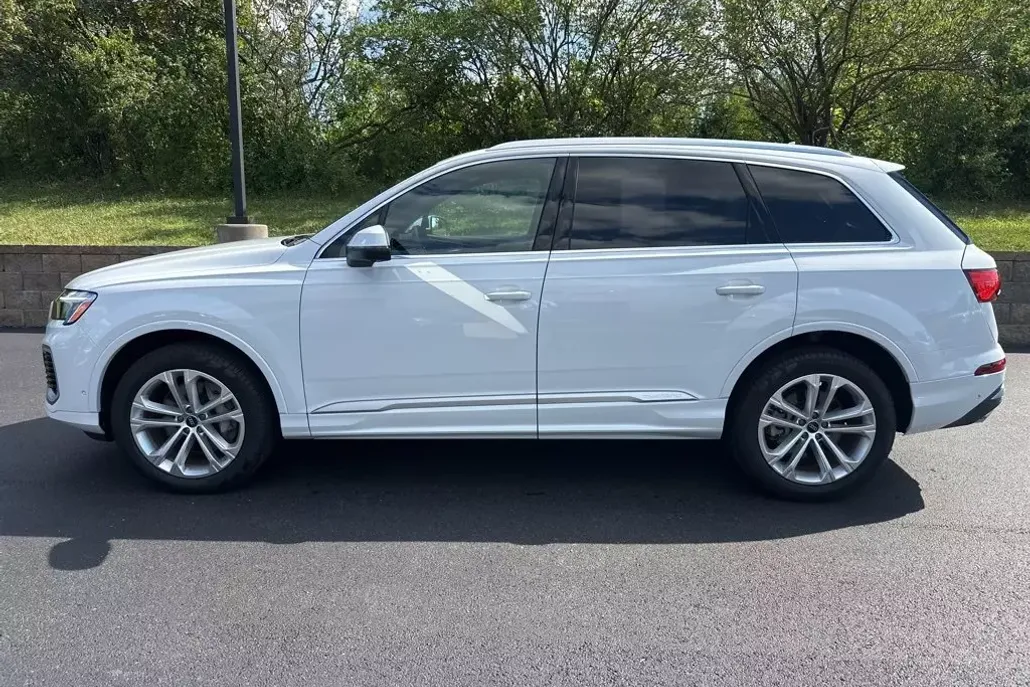 2025 Audi Q7 Premium Plus 55 photo 1