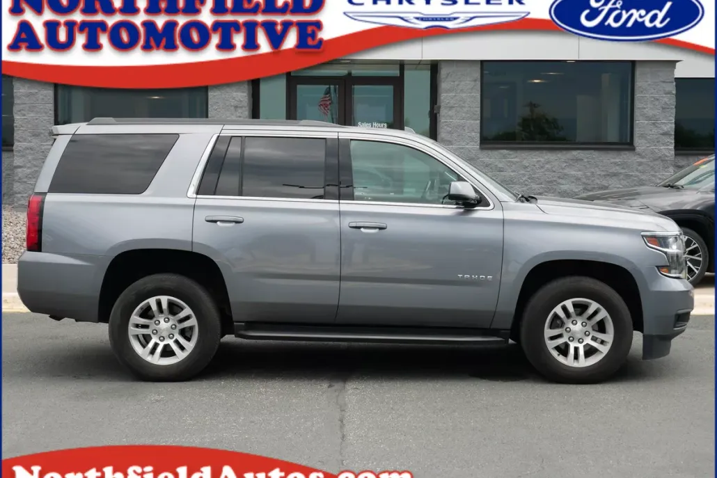2018 Chevrolet Tahoe LS photo 1