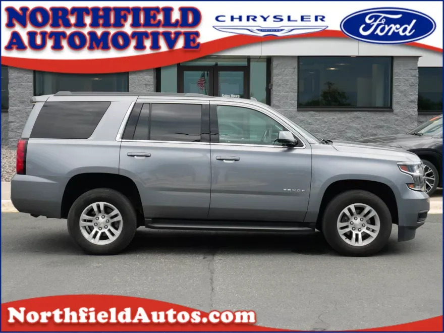 2018 Chevrolet Tahoe LS photo 1