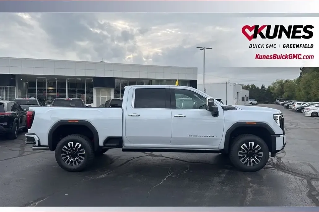 2026 Gmc Sierra 3500 HD Denali Ultimate photo 1
