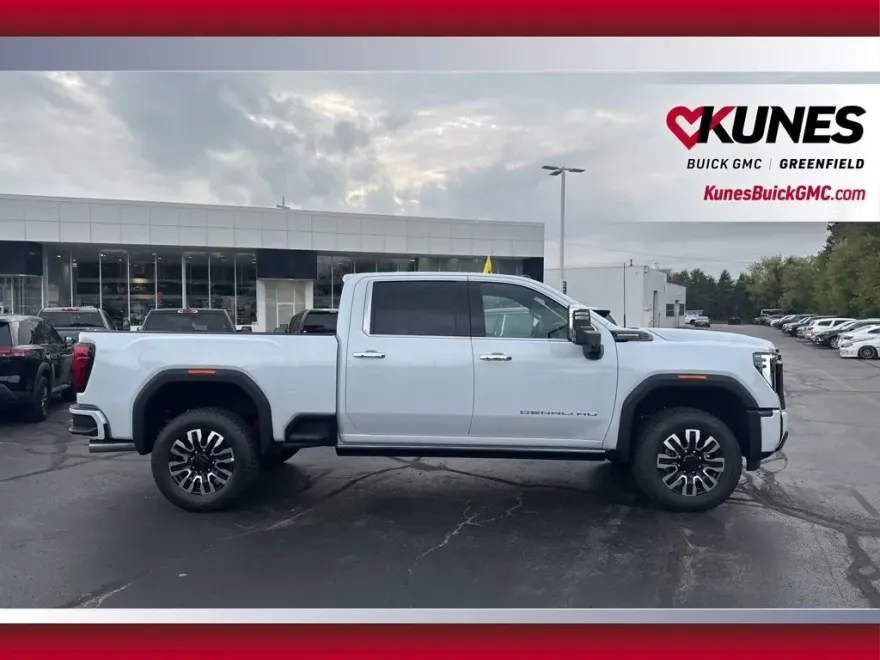 2026 Gmc Sierra 3500 HD Denali Ultimate photo 1