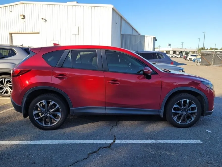 2016 Mazda CX-5 Grand Touring photo 1