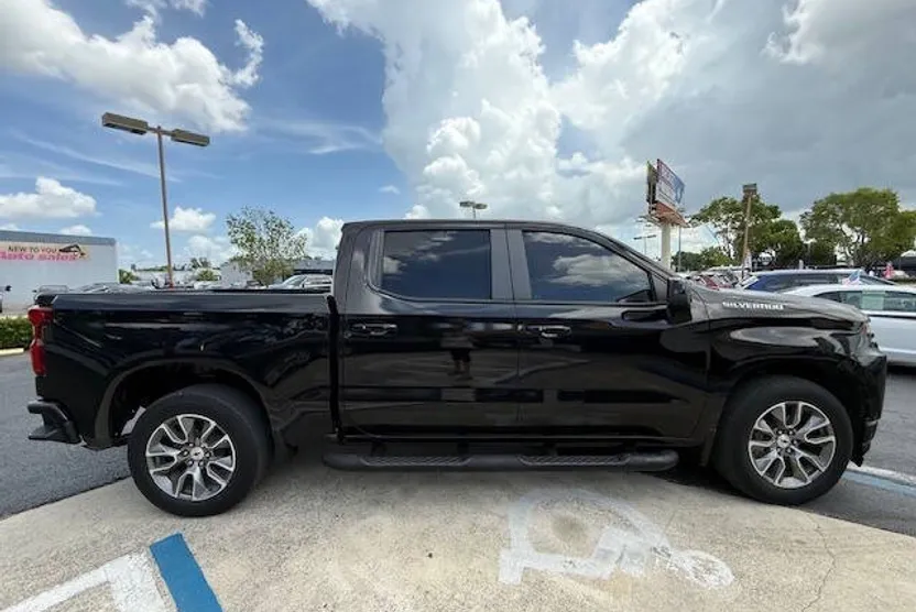 2019 Chevrolet Silverado 1500 RST photo 1