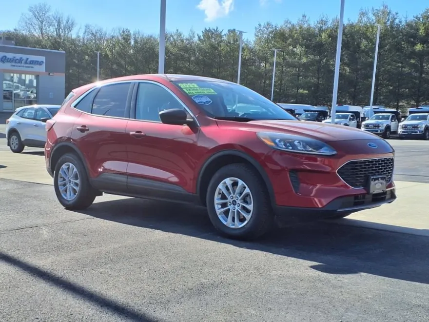 2022 Ford Escape SE photo 1