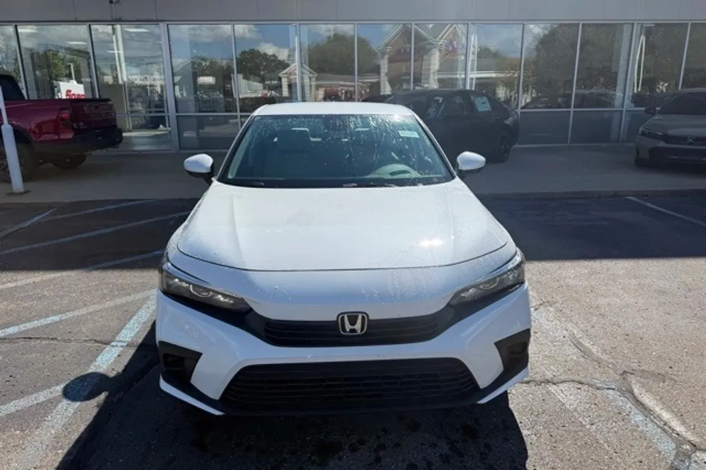 2023 Honda Civic LX photo 1