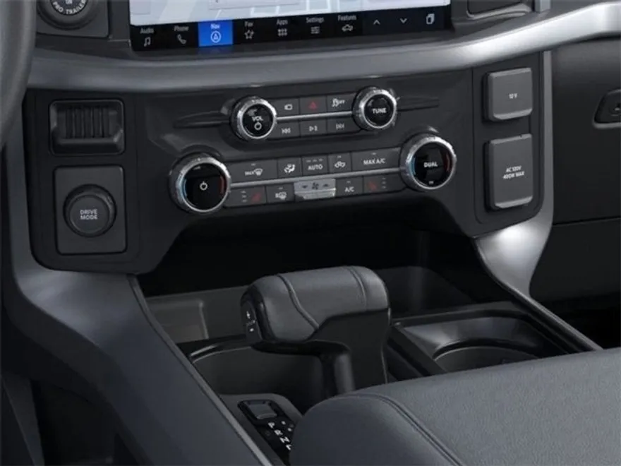2025 Ford F-150 XLT photo 15