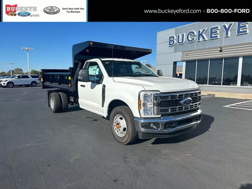 2024 Ford F-350 photo 1