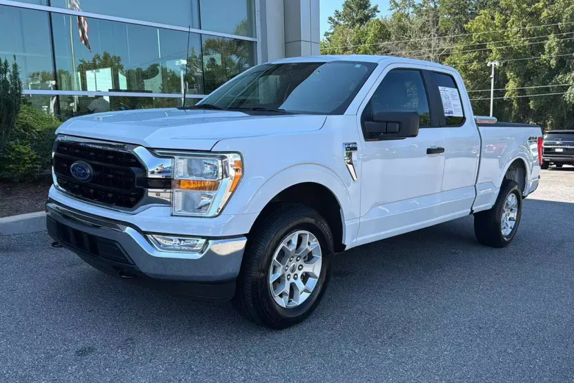2022 Ford F-150 XLT photo 1