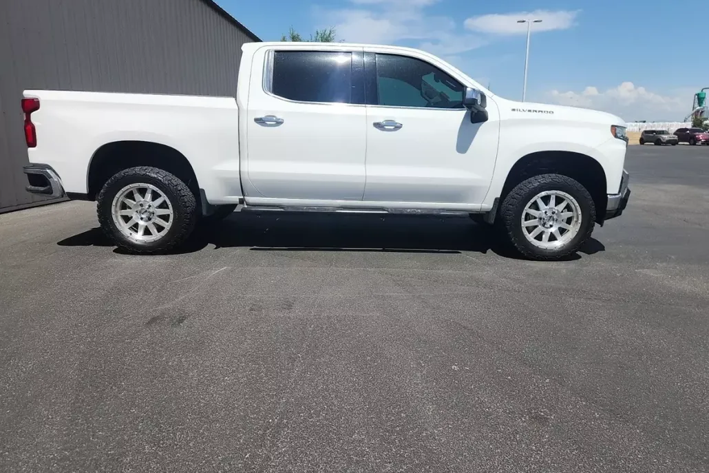 2021 Chevrolet Silverado 1500 LTZ photo 1