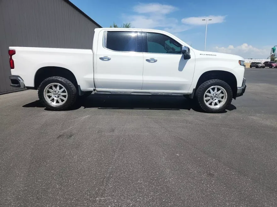 2021 Chevrolet Silverado 1500 LTZ photo 1