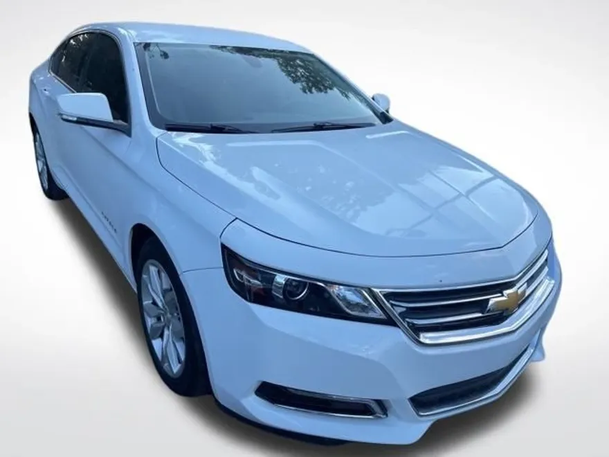 2019 Chevrolet Impala 1LT photo 1