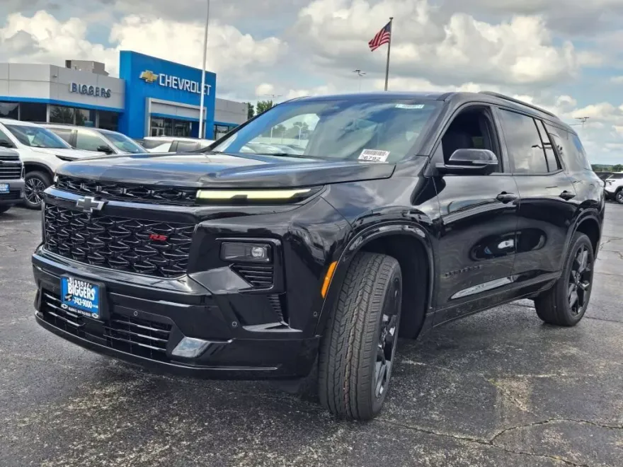 2026 Chevrolet Traverse RS photo 1