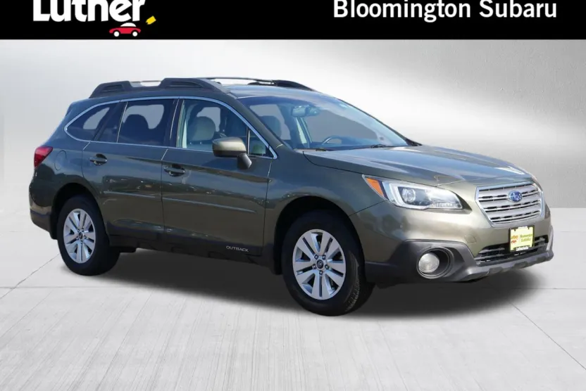 2017 Subaru Outback Premium photo 1