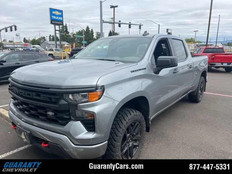 2023 Chevrolet Silverado 1500 Custom photo 1