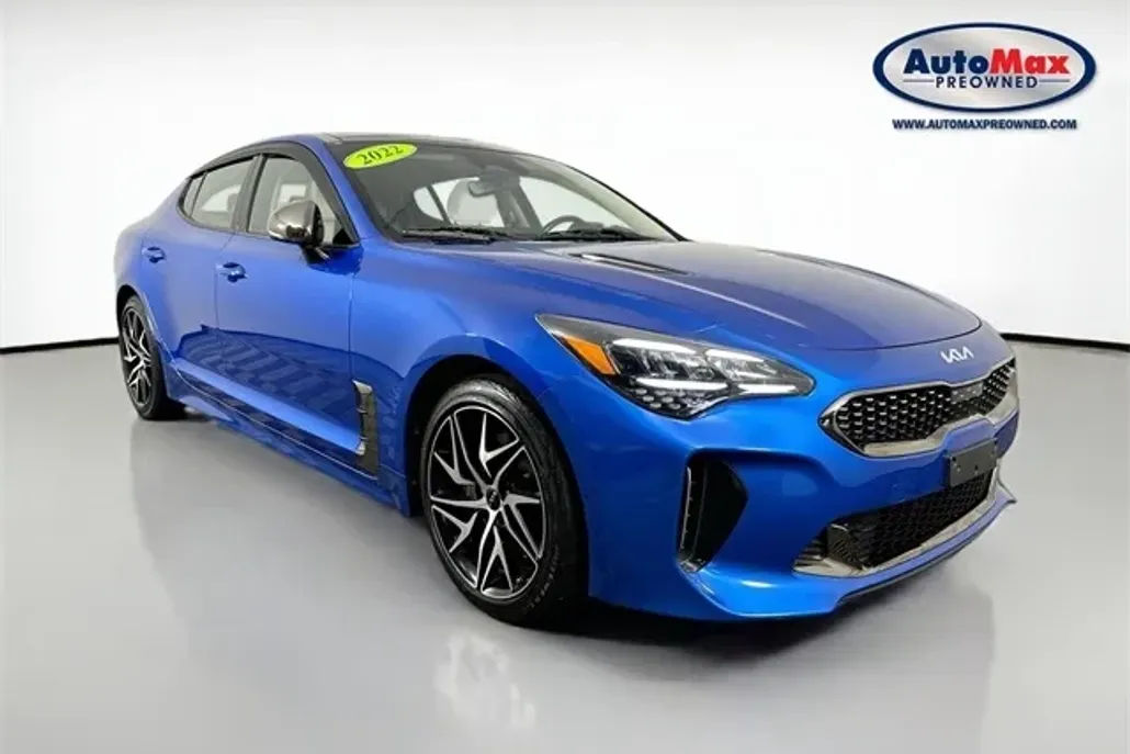 2022 Kia Stinger GT-Line photo 1