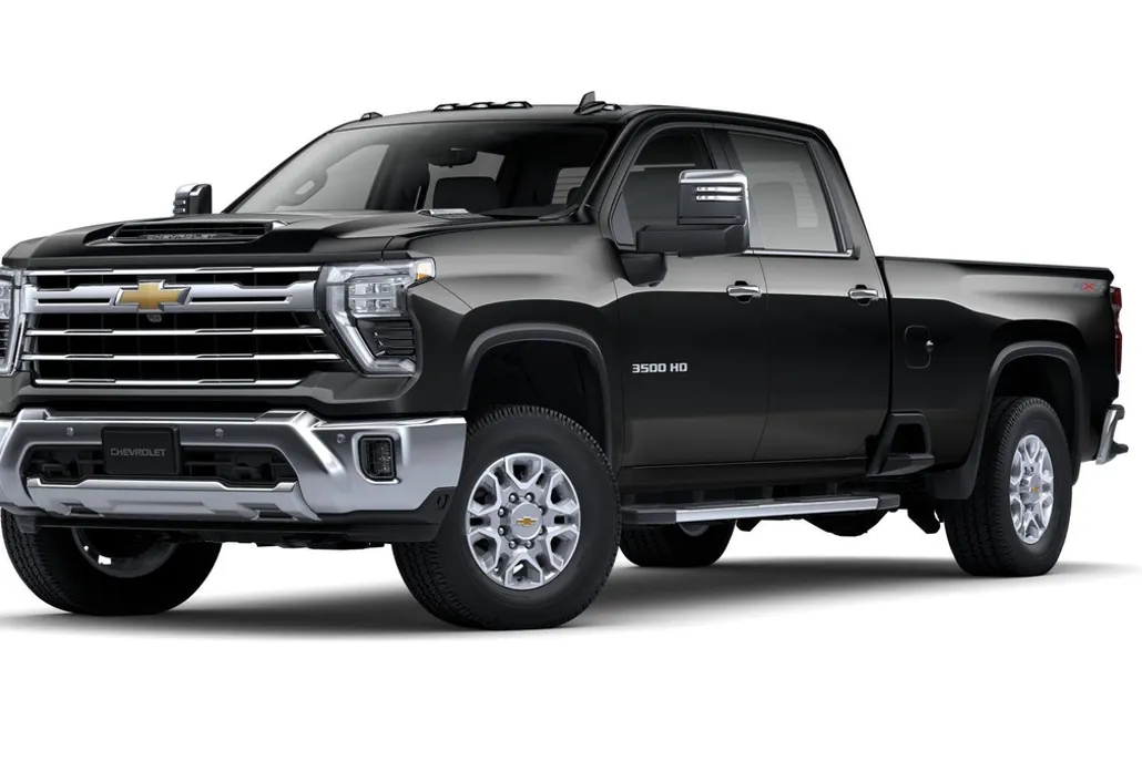 2025 Chevrolet Silverado 3500HD LTZ photo 1