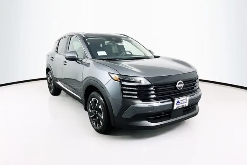 2025 Nissan Kicks SV photo 1