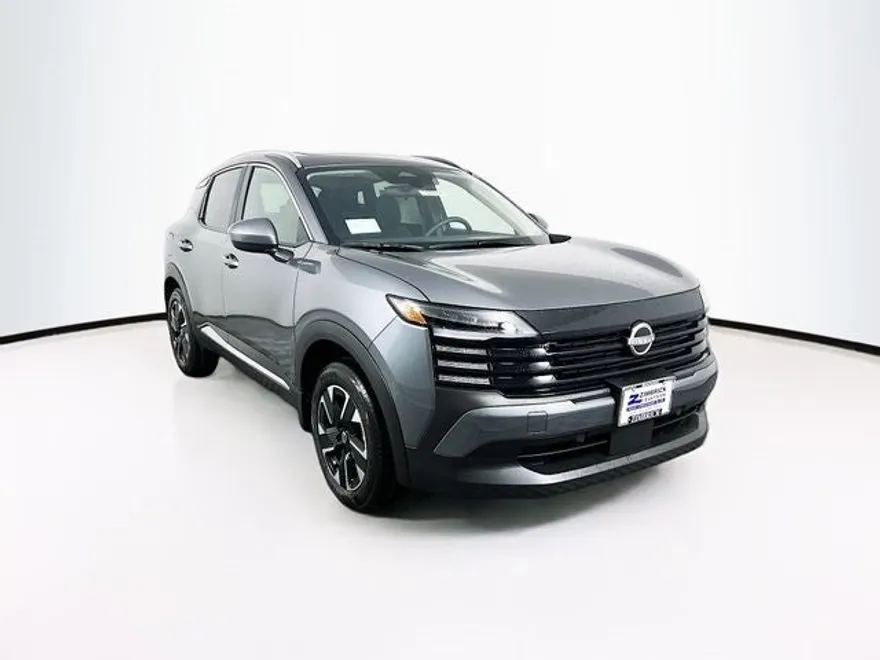 2025 Nissan Kicks SV photo 1