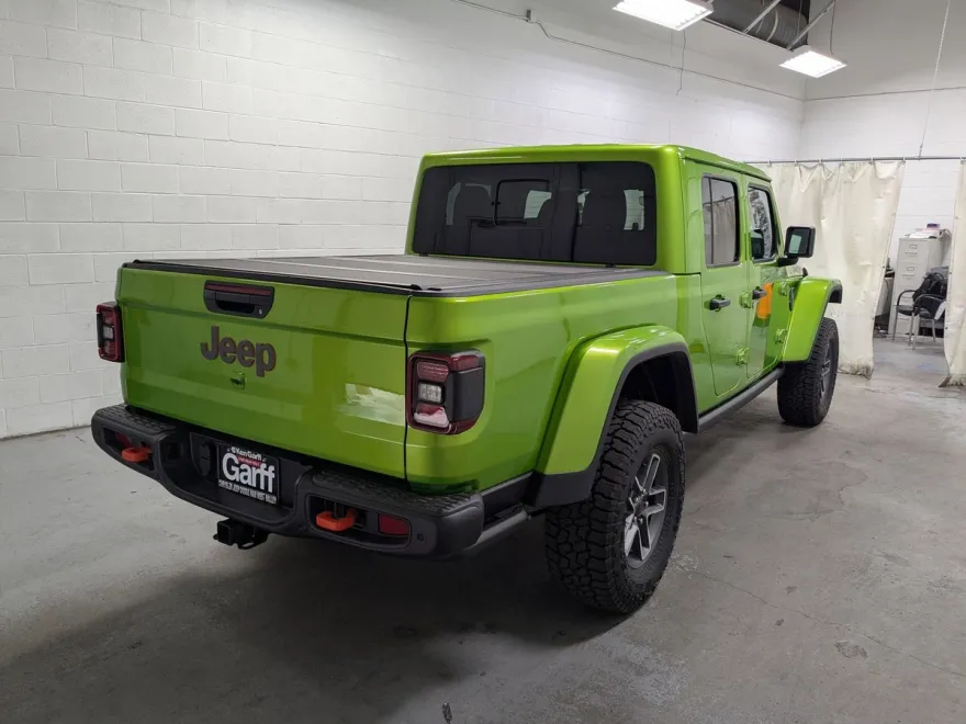 2025 Jeep Gladiator Mojave photo 1