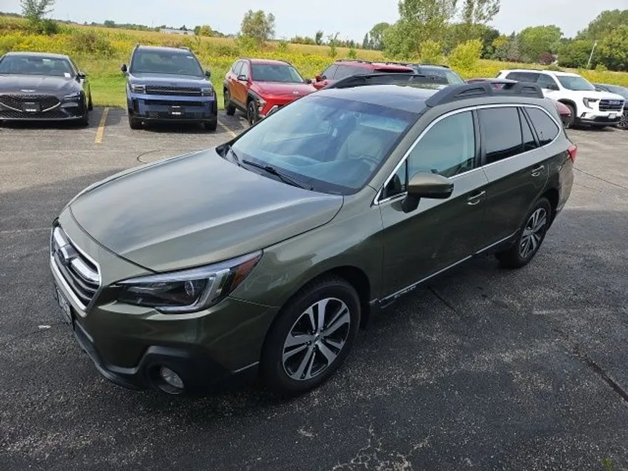 2018 Subaru Outback 2.5i photo 1