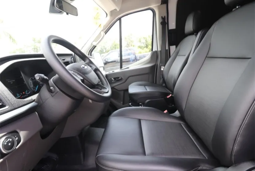 2025 Ford Transit Cargo Van photo 1