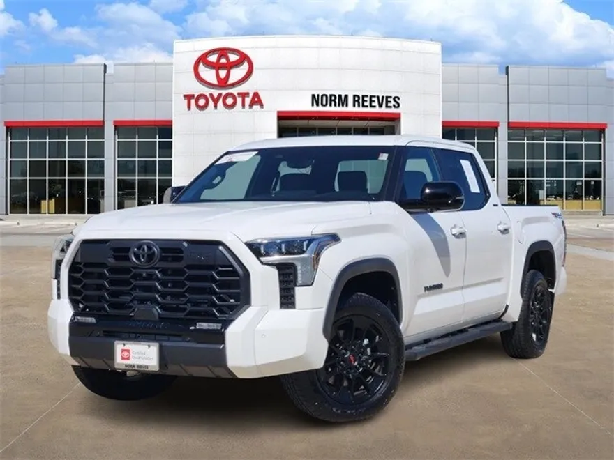 2025 Toyota Tundra Limited photo 1