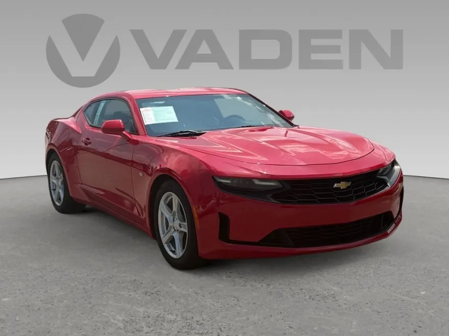 2021 Chevrolet Camaro 1LT photo 1