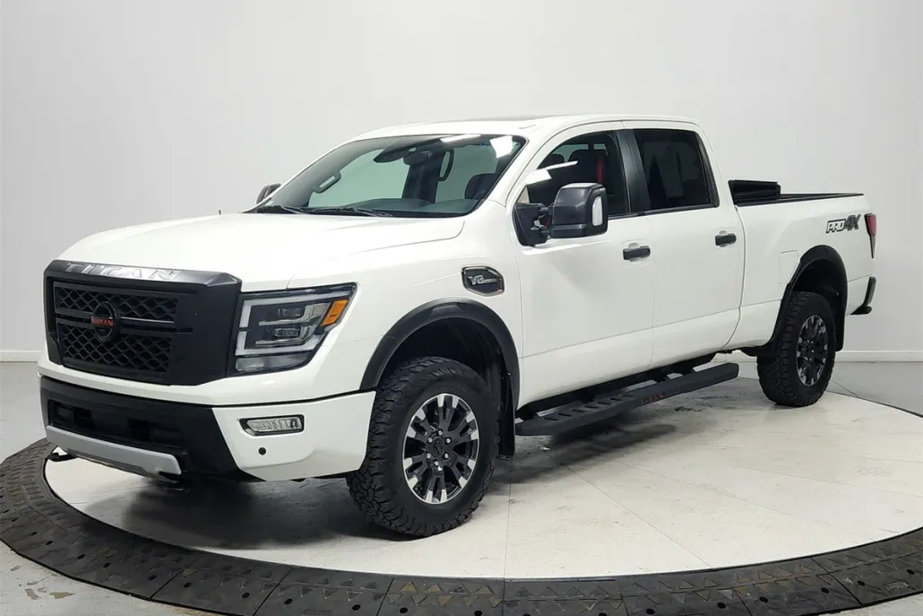 2021 Nissan Titan PRO-4X photo 1