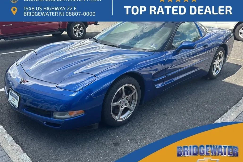 2002 Chevrolet Corvette Base photo 1