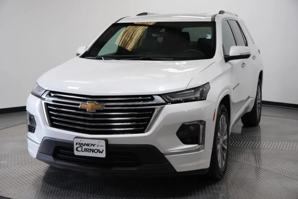 2023 Chevrolet Traverse Premier photo 1
